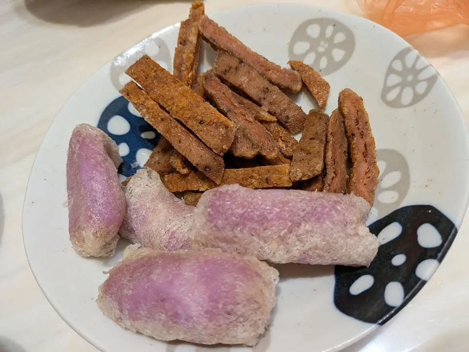 假日的菜市場,依舊是那家熟悉的攤位。